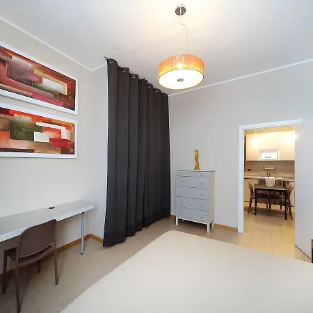 Urban District - Old Town 2 Br * Milan