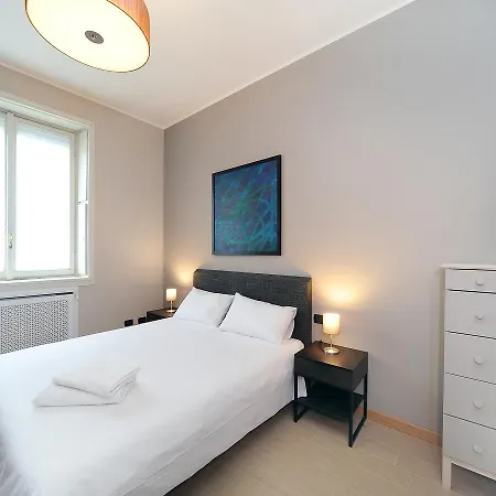 Urban District - Old Town 2 Br Apartment *